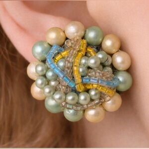 Japan Made Vintage Faux Pearl & Beaded Cluster Clip On Button Earrings